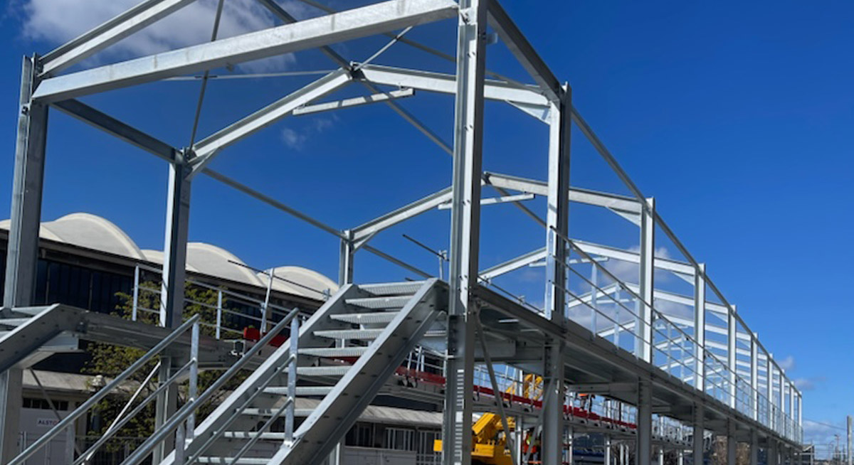 Structure métallique hangar train SNCF à Venissieux